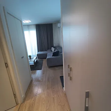 Na Vodi -belgrade Waterfront-aria Apartmens *